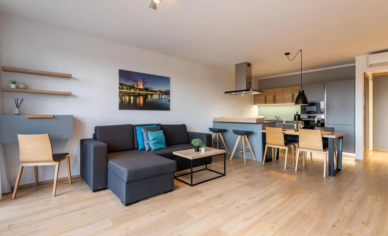 Marina Apartments Řezno 0*,  Německo
